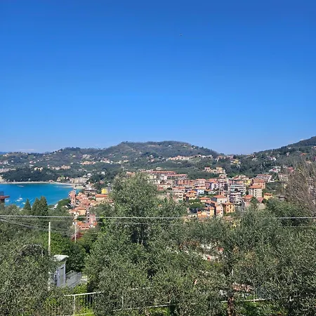 Apartment Degli Ulivi - Free Parking Lerici